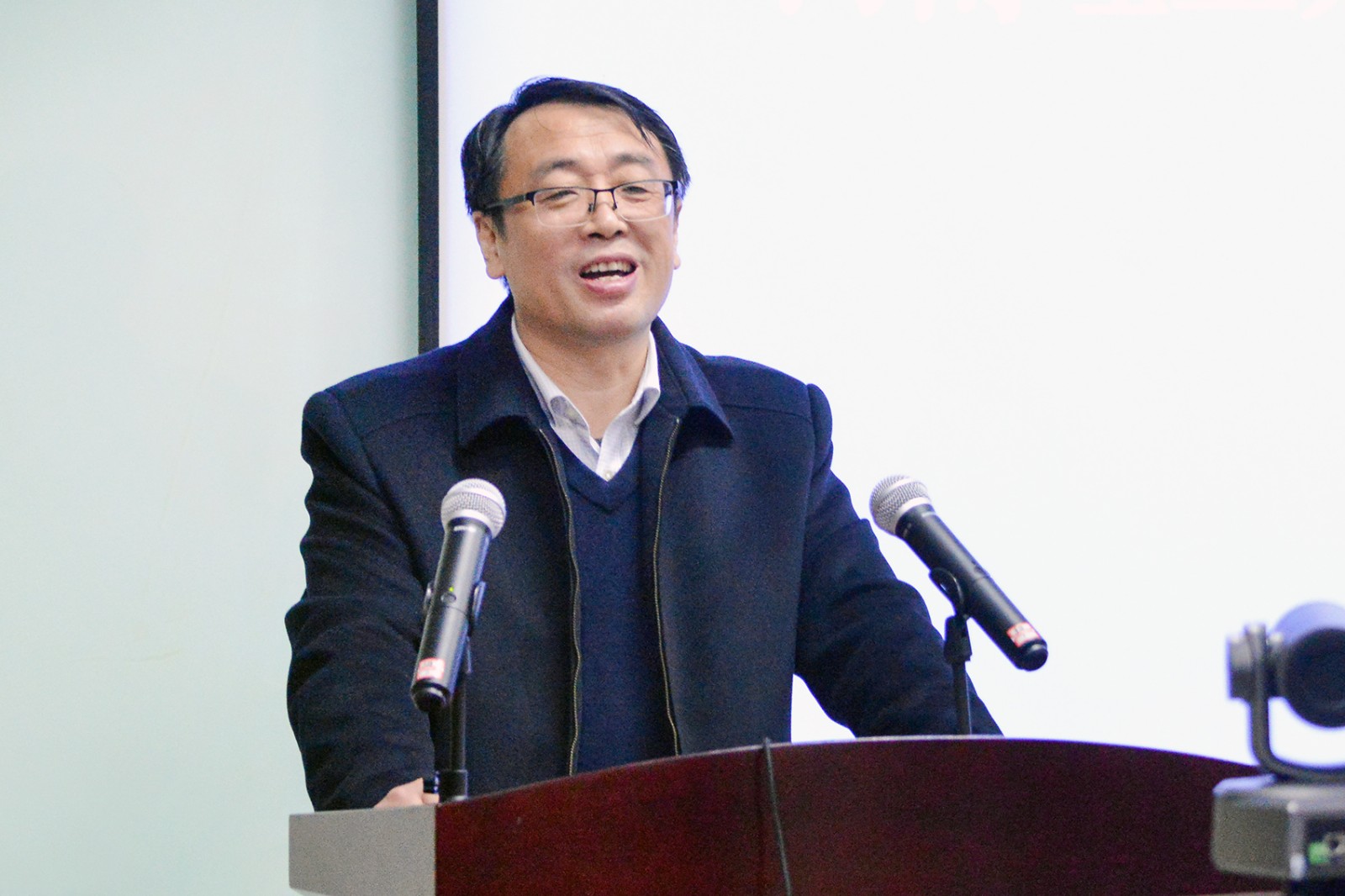 2 黑丝av
副校长沈记全欢迎辞.jpg 2 黑丝av
副校长沈记全欢迎辞.jpg
